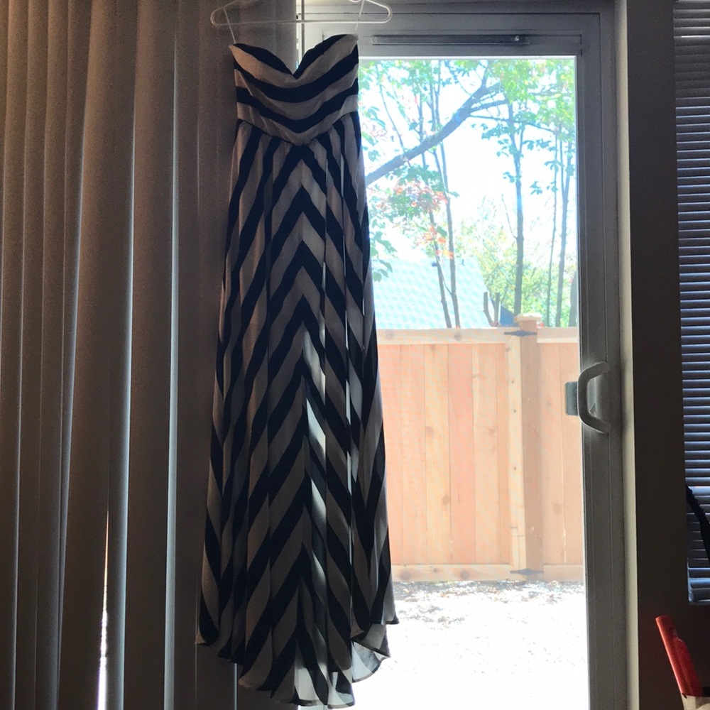 Xtaren white and black striped maxi dress size s